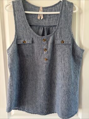 Casual Blue Scoop-Neck Button Tank Top by Guilty. A10